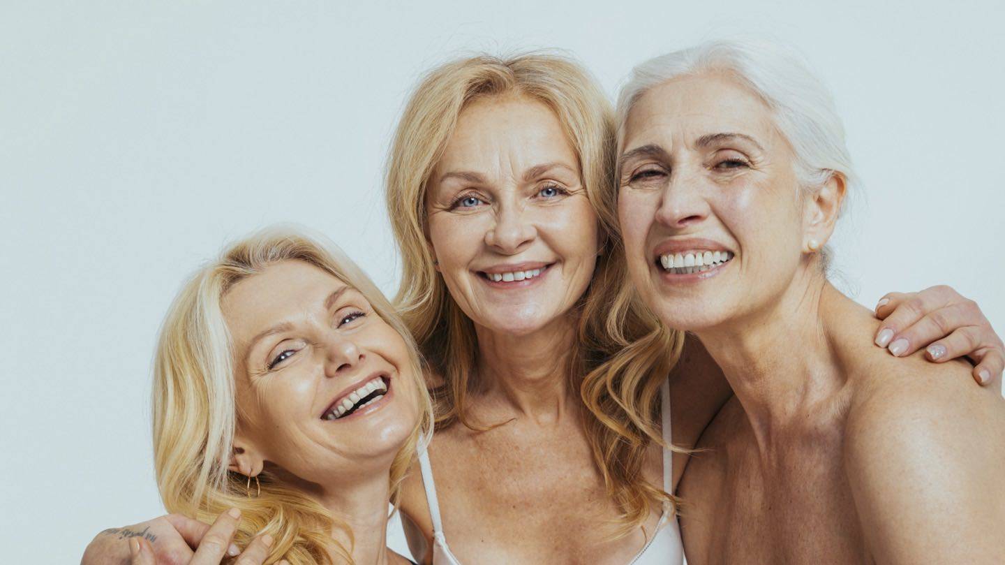 Moisturising skin during incontinence